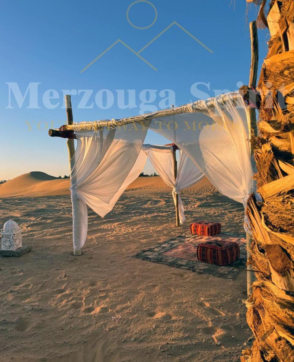 Merzouga Spirit Luxury Camp Zewnętrze zdjęcie